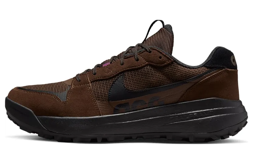 Nike ACG Lowcate Cocao Wow/Cocao Wow/Viotech/Zwart – “Cacao Wow / Black / Cacao Wow / Viotech”