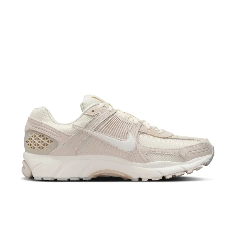 Nike Zoom Vomero 5 “Light Orewood Brown” (HF1553-100)