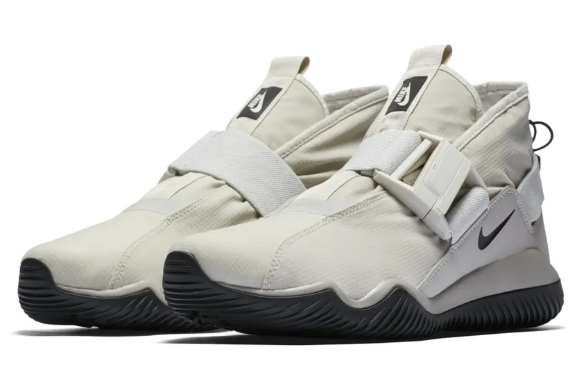 Nike Komyuter Premium Light Bone/Black-Cobblestone