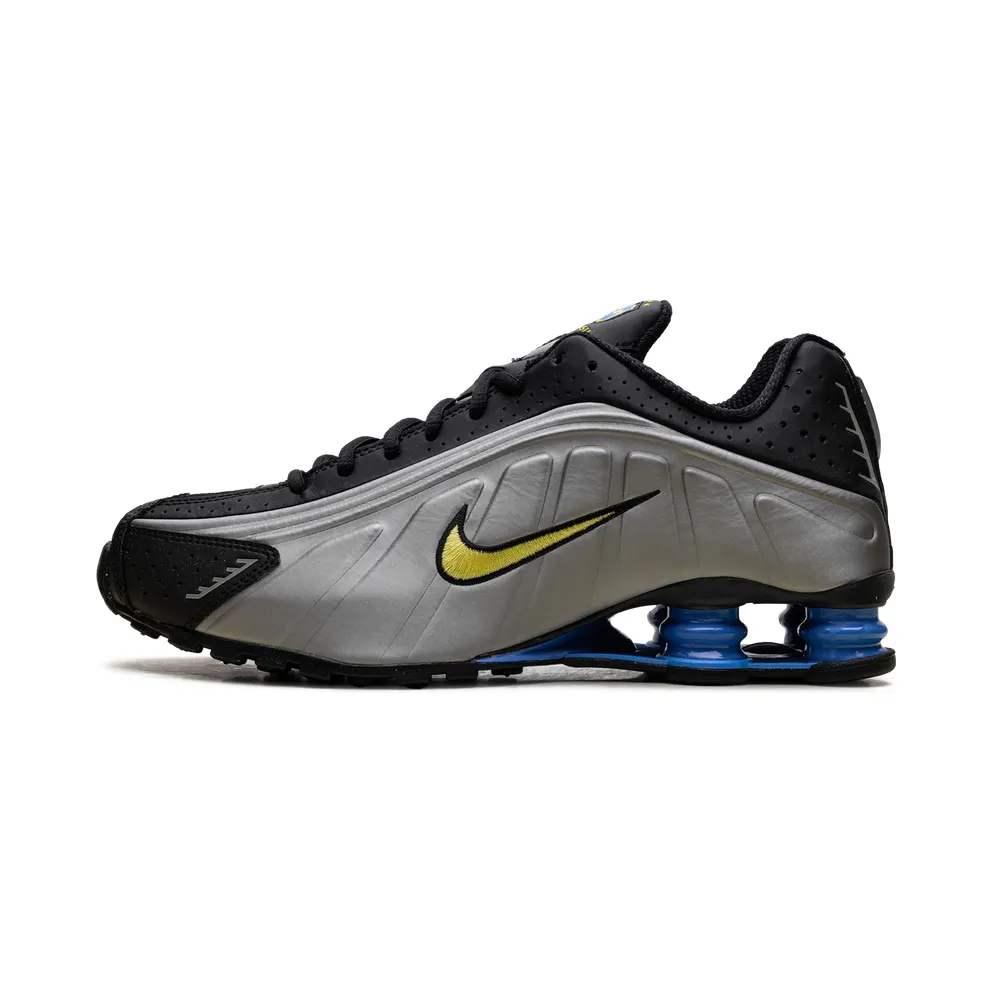 Nike Shox R4 “Brazil” (IO8134-001)