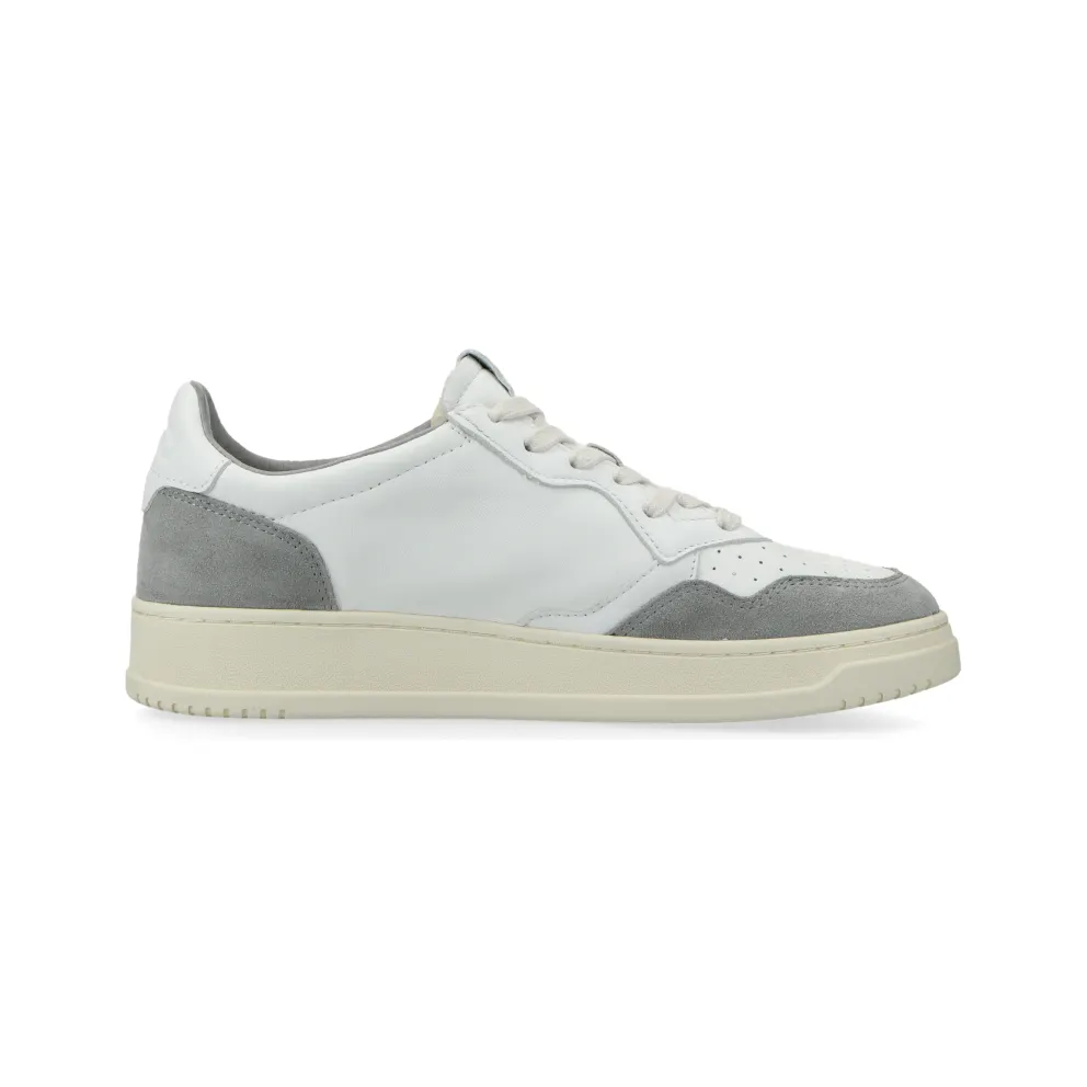 Autry Medalist Low W (goat / suede white / grey) – AULWGS37
