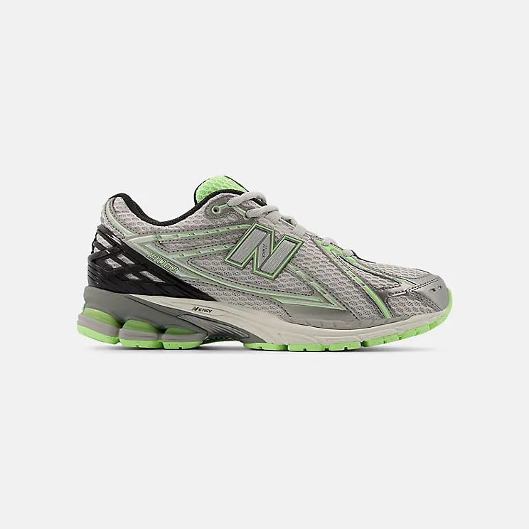 New Balance 1906R “Dark Silver Metallic Mint Flash” (U1906RCQ)