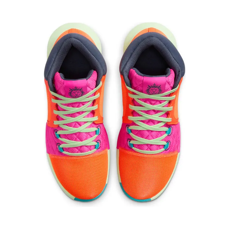 lebron-witness-8 FB2239-800