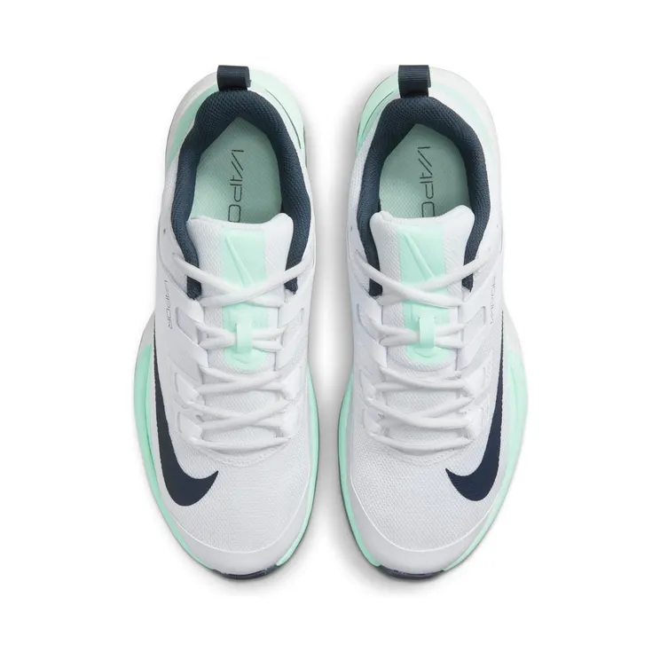 nikecourt DC3431-100