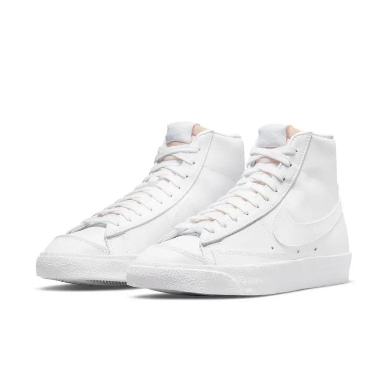 Nike Blazer Mid ’77 “Triple White” (CZ1055-117)