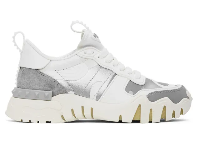 Valentino White and Silver Valentino Garavani Camo Rockrunner Sneakers (UW2S0X89MHB)