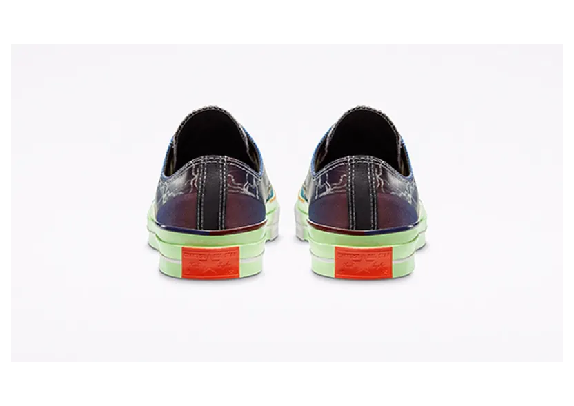 converse-chuck-taylor-all-star 165747C