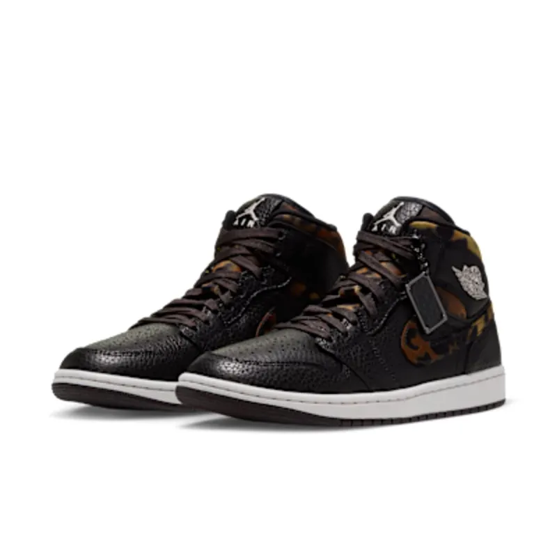 Air Jordan 1 Mid ‘Velvet Brown Leopard’ (IQ5161-001): dierenprint op precies de juiste plekken (5)