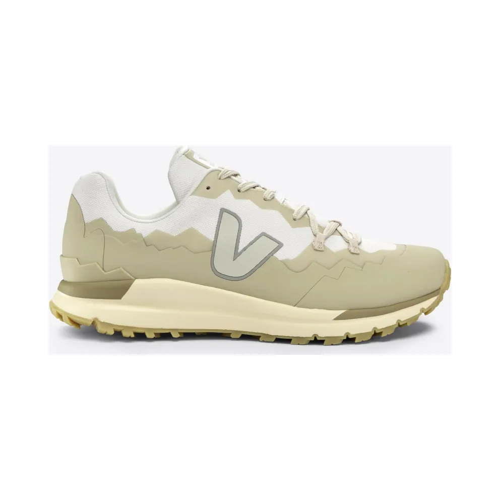 Veja FITZ ROY TREK SHELL GRAVEL PIERRE ALMOND – “Beige” (FR2303371A)