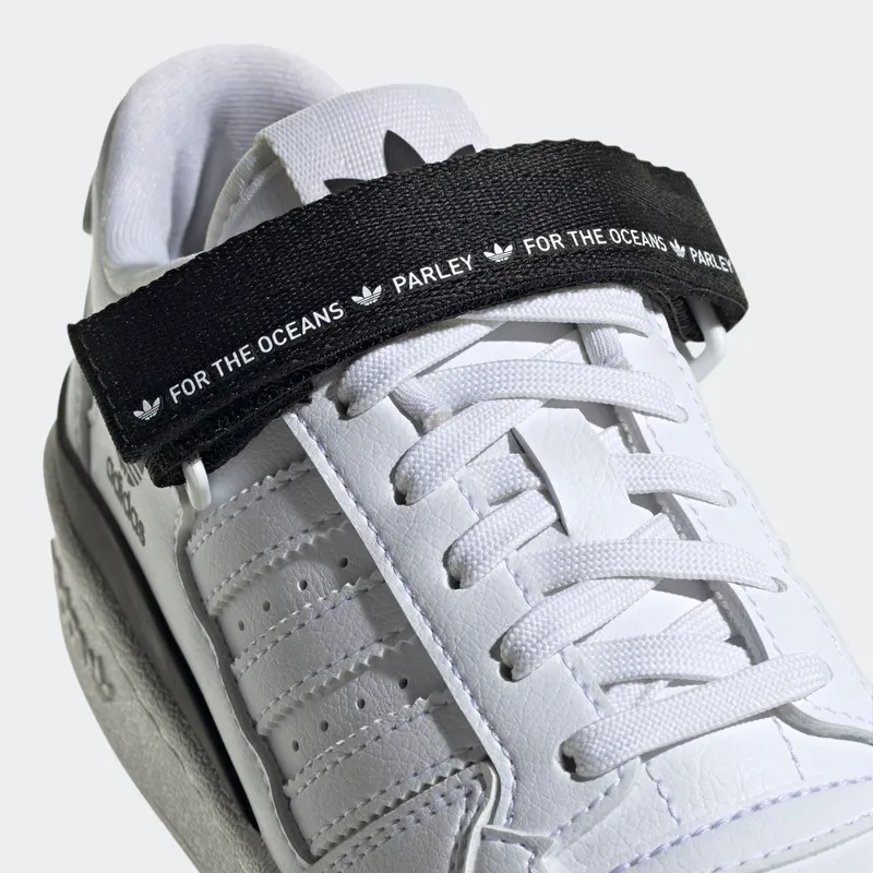 Adidas Forum Low Cloud White / Cloud White / Core Black (GZ0813)