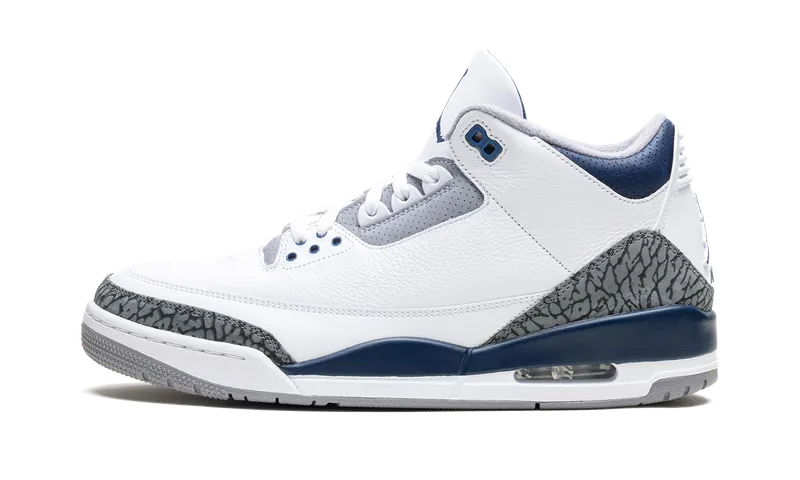 Air Jordan 3 “Midnight Navy” (CT8532-140)