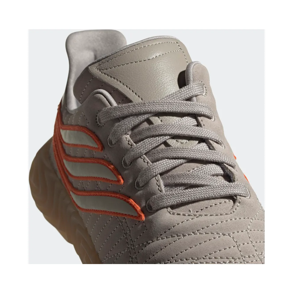 adidas Sobakov Light Brown / Gum 3 / Gum (EE5620)