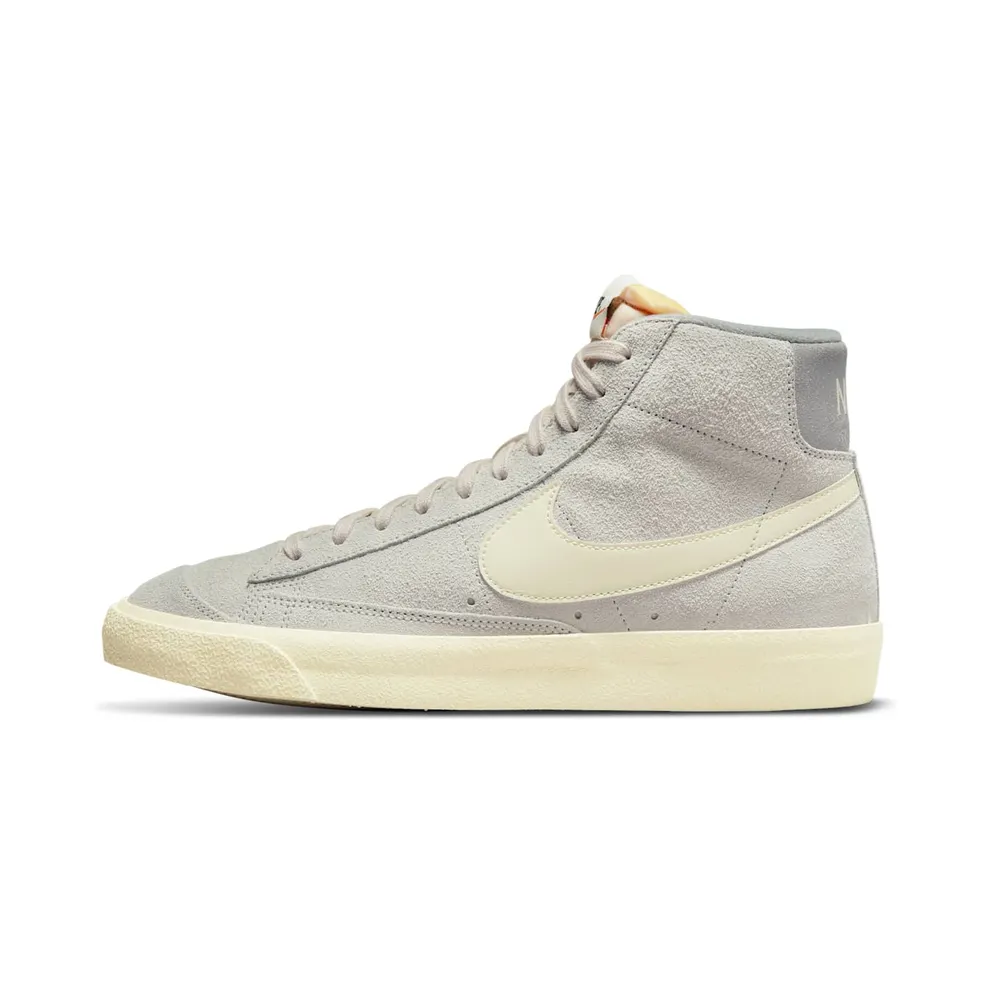 Nike Blazer Mid ’77 Premium Vintage Light Bone / Coconut Milk / Medium Grey (DM0178-001)