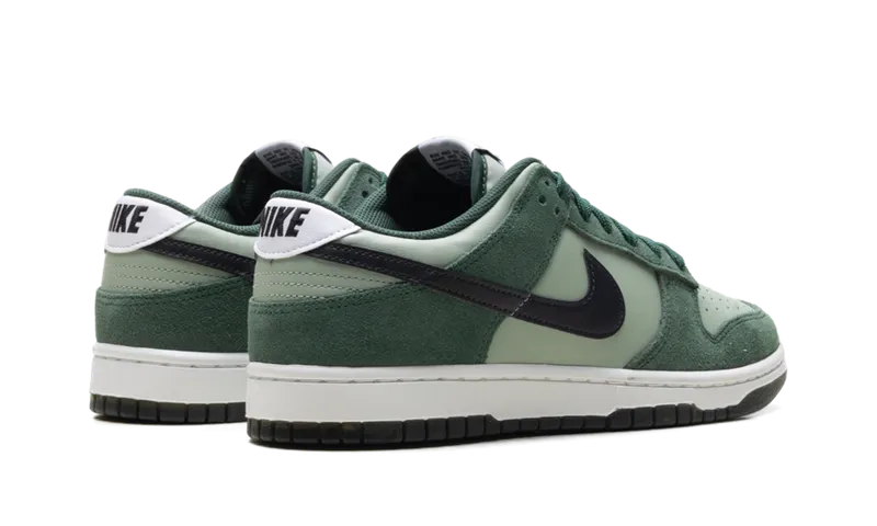 Nike Dunk Low Retro SE “Jade Horizon / Fir” (IB6399-301)