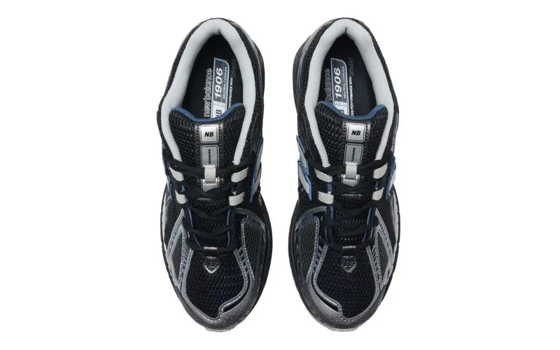 New Balance 1906R Black / Silver (U1906RAC)
