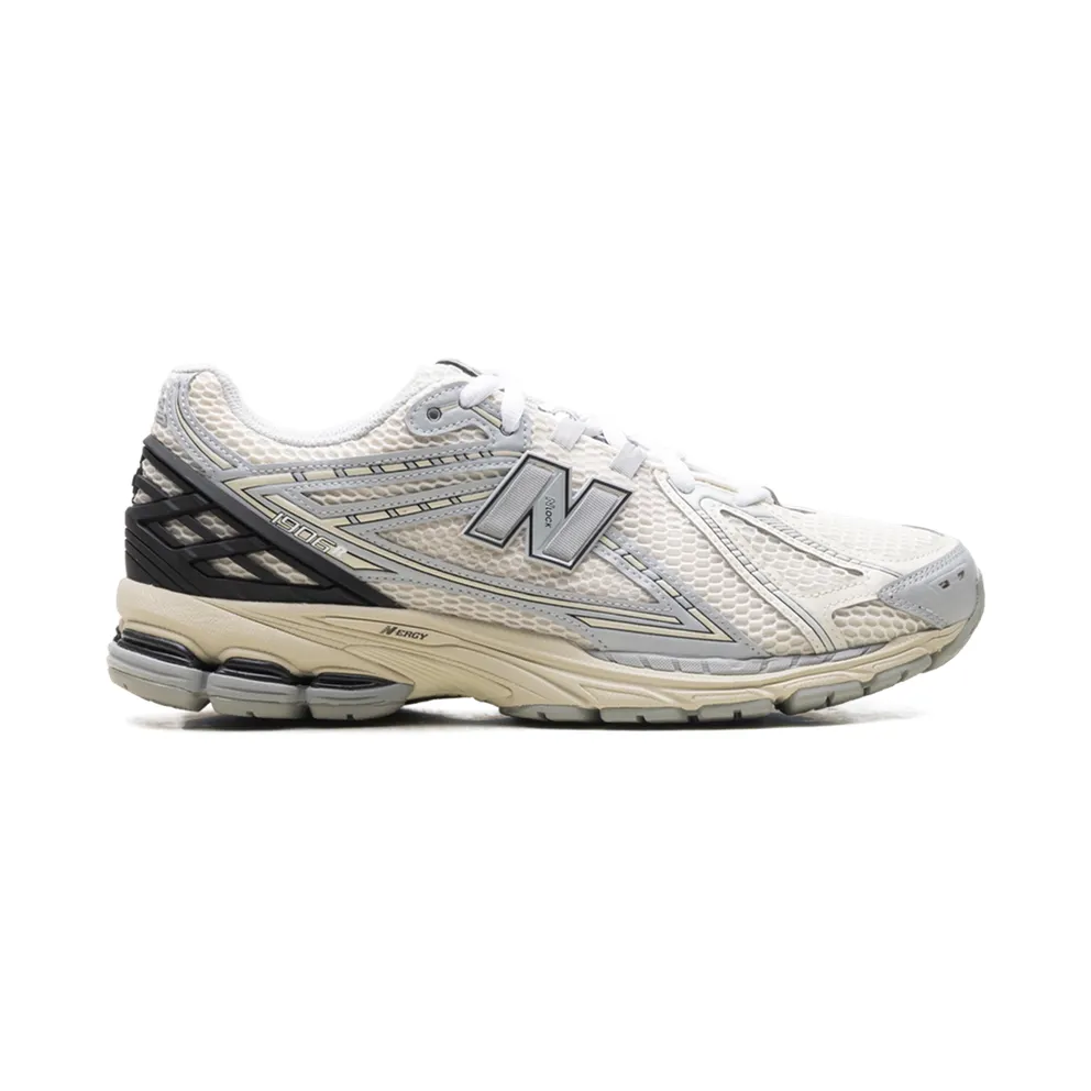 New Balance 1906R “Beige Light Grey White” (M1906RLZ)