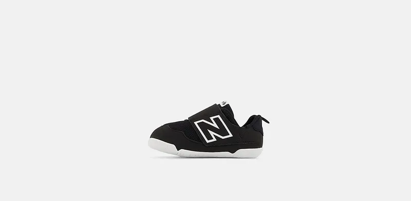 New Balance New Balance Black/White (IONEWBBK)
