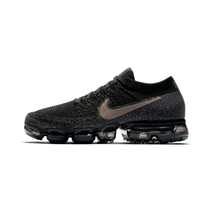 Nike Air VaporMax Black Dark Mushroom (W) “Black / Midnight Fog / Total Crimson / Dark Mushroom” (899472-010)