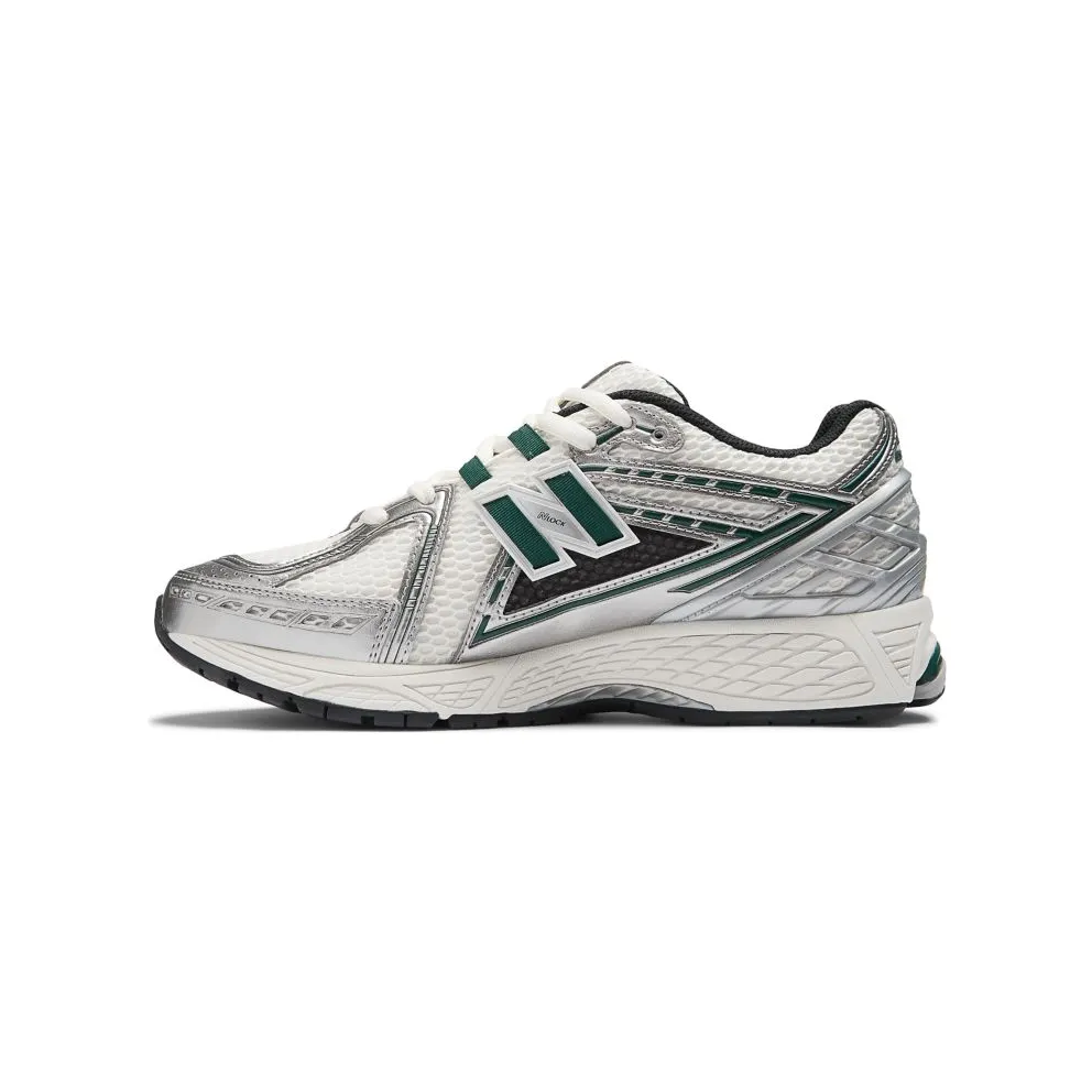 New Balance 1906R “Silver Metallic Nightwatch Green” (M1906REU)