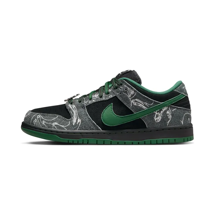 Nike SB Dunk Low There Skateboards “Black / Summit White / Gorge Green” (HF7743-001)