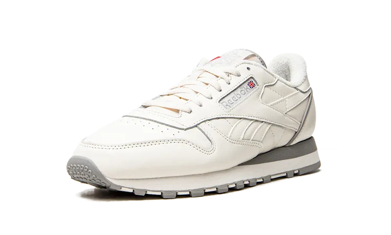 Reebok Classic Leather 1983 Vintage Shoes Chalk / Chalk / Vector Red (GX0281)