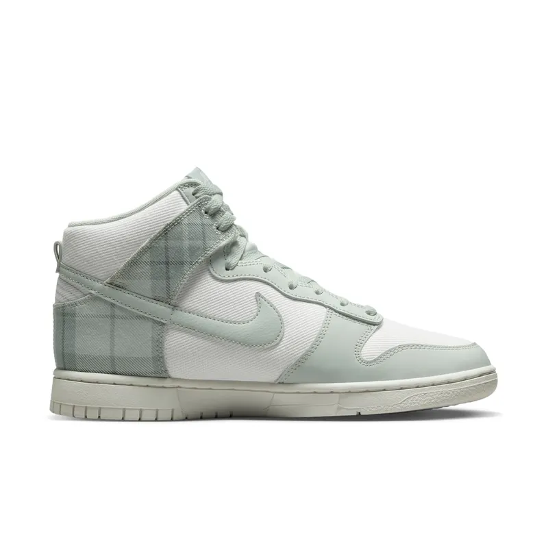 Nike Dunk High “Plaid – Summit White” (DV0826-100)