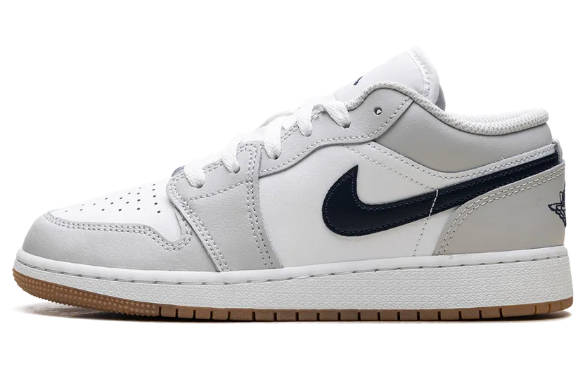 Jordan 1 Low GS “White Neutral Grey Gum Midnight Navy” (553560-146)