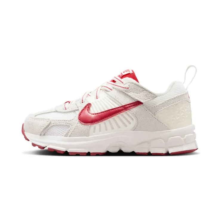 Nike Vomero Sail / Team Crimson / University Red (IO9259-100)
