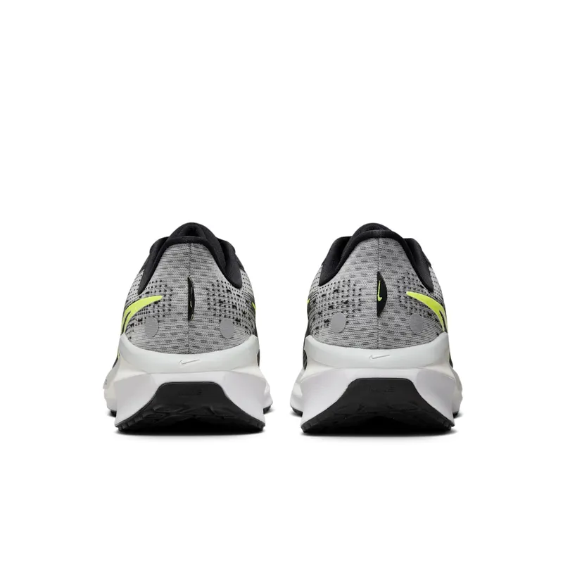 Nike Vomero 17 “Black Light Smoke Grey Volt” (FB1309-001)