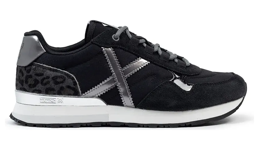 munich-sneaker 8816062