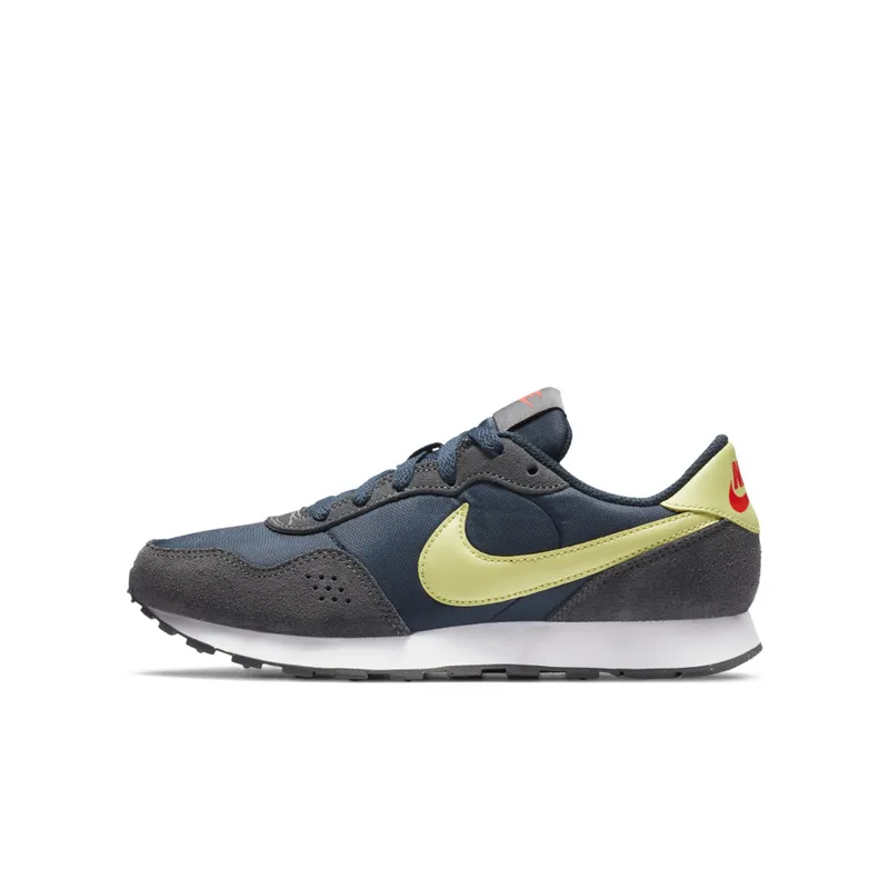 Nike MD Valiant Older Kids’ Blue (CN8558-400)