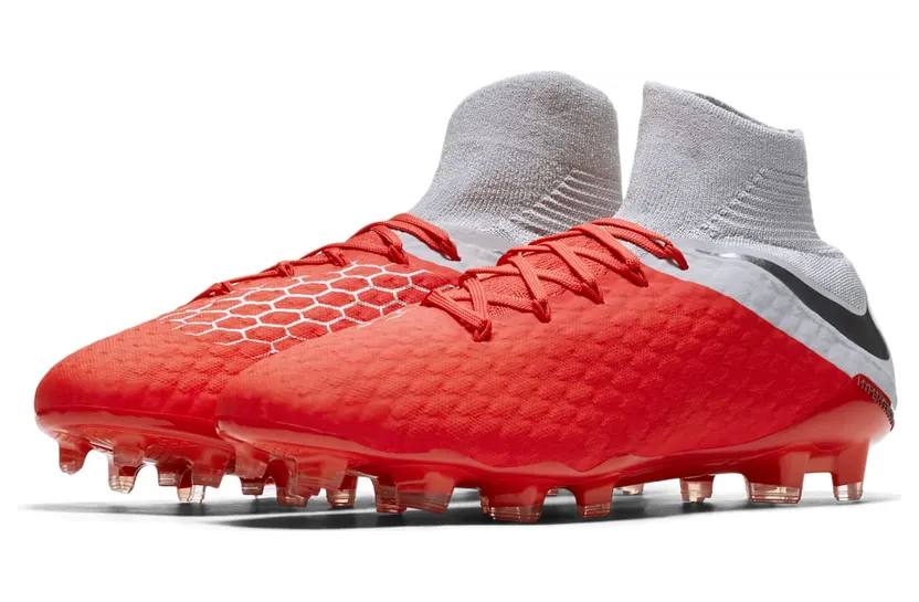 nike-hypervenom AJ3802-600