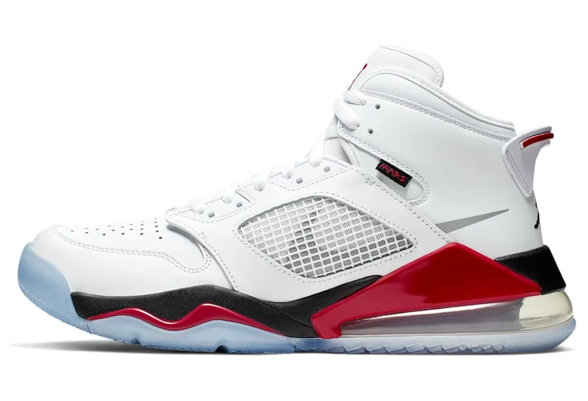 Jordan Mars 270 White Fire Red (CD7070-100)