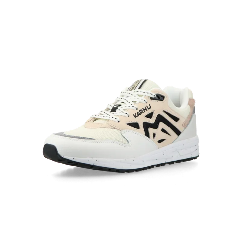 Karhu Legacy 96 (blanc de blanc / wood ash) – F806084