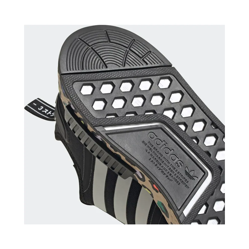 adidas NMD_R1 Core Black / Cloud White / Pale Nude (GZ8024)