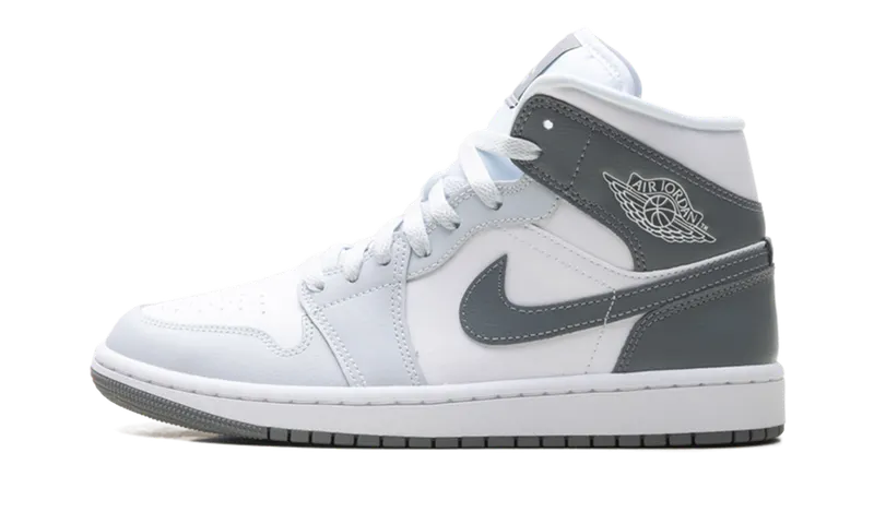 Jordan 1 Mid “White Smoke Grey” (BQ6472-113)