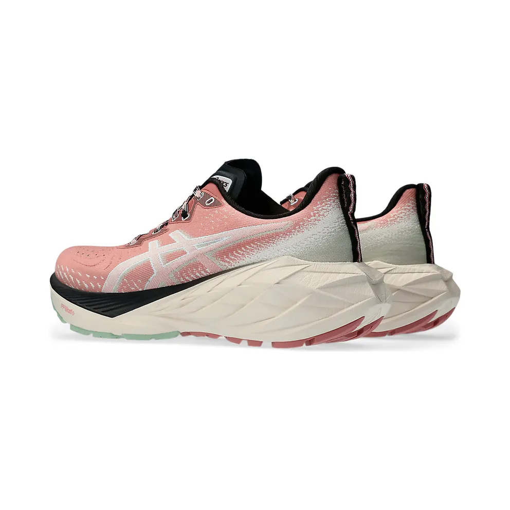 Asics Novablast 4 Tr Nature Bathing/Rose Rouge (1012B654.250)