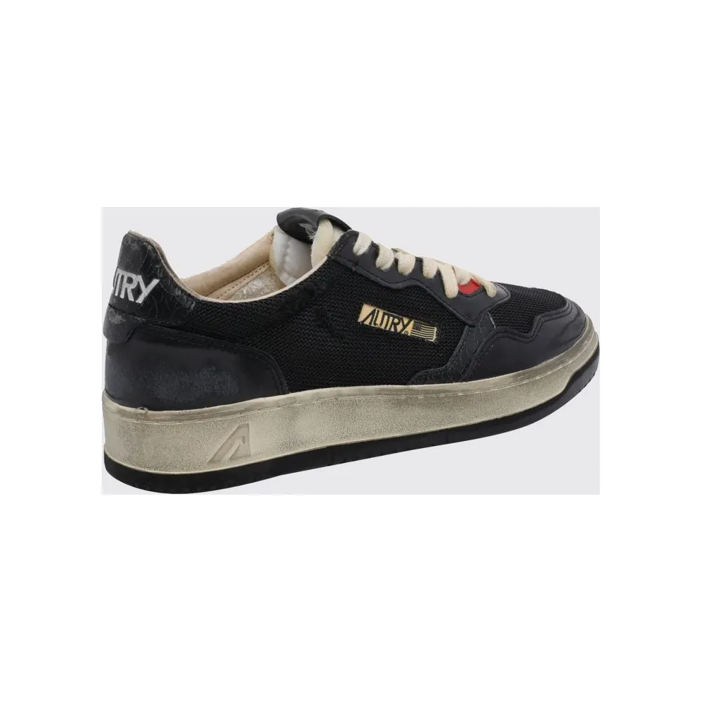 Autry Medalist Low Super Vintage Calfskin with Worn Effect Black 1 (AVLMKH01)