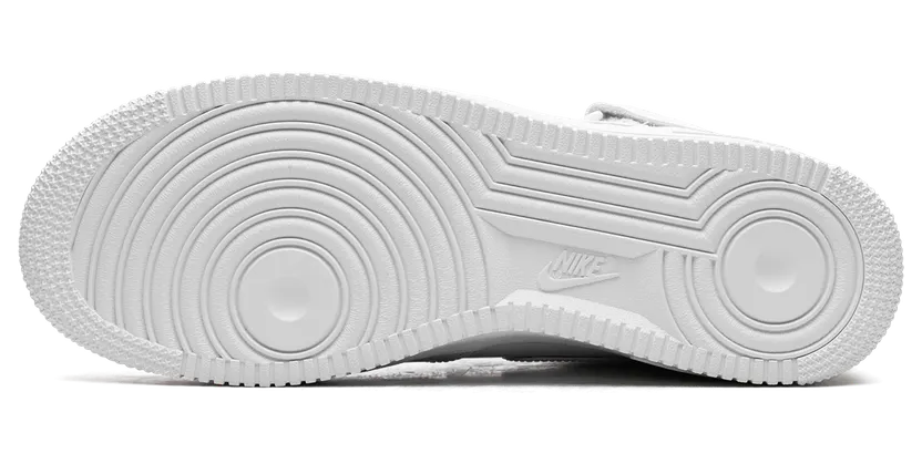 supreme-sneaker FZ8784-100