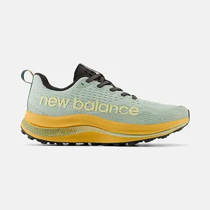 New Balance FuelCell SuperComp Trail Clay Ash Dried Apricot Dark Juniper (WTTRXCC1)