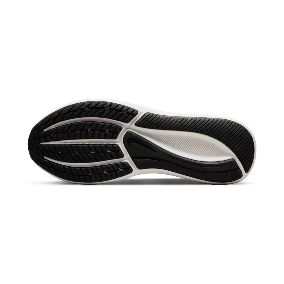 Nike Star Runner 3 SE Older Kids’ Road Running White (DQ0662-100)
