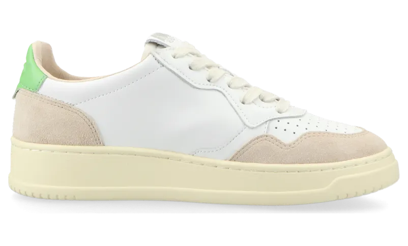Autry Medalist Low W (leat / suede white / bud green) – AULWLS65 (3)