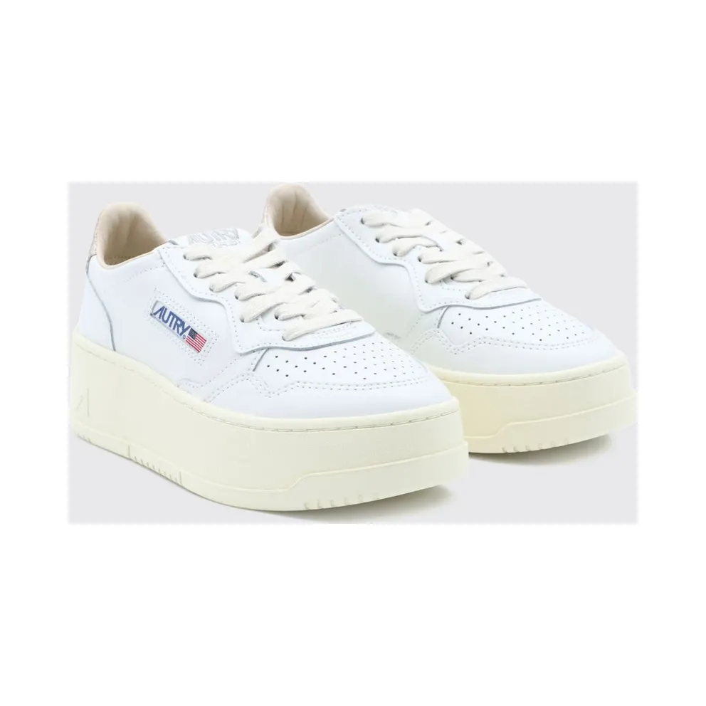 Autry Medalist Platform Low Sneakers in Leather with Perforated Toe and Cut-Out Logo White (PTLWLL27)