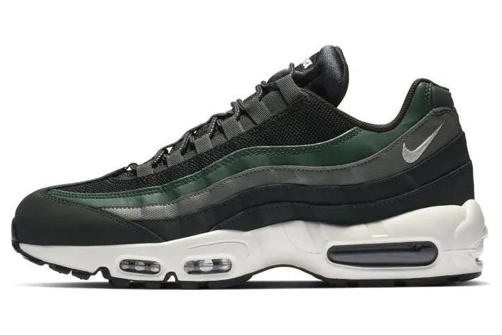 Nike Air Max 95 Essential Outdoor Green