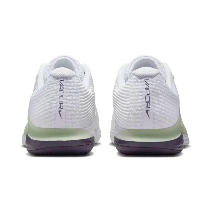 nikecourt FV5552-108