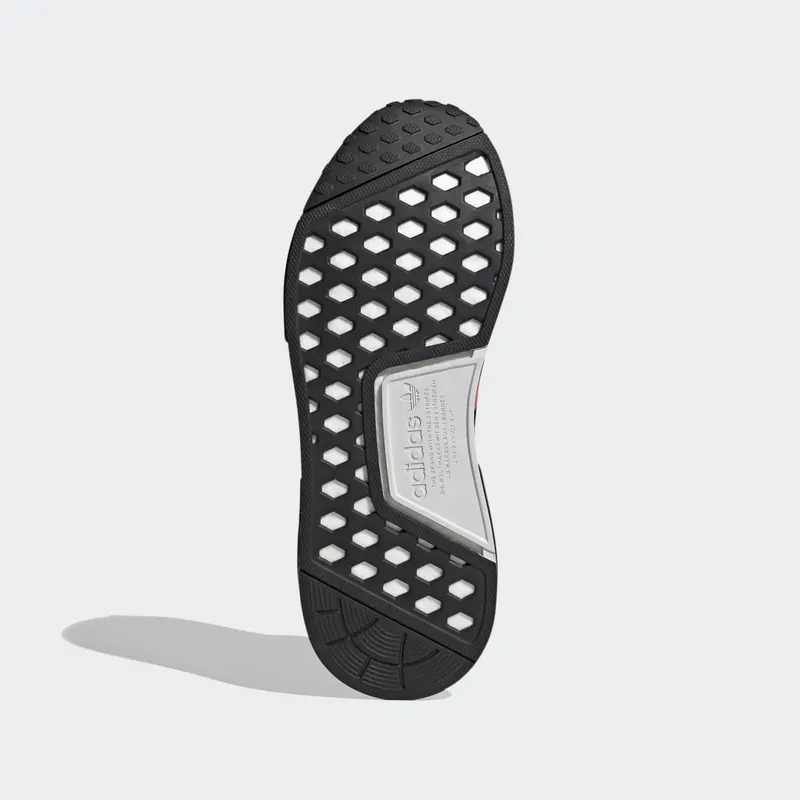 Adidas NMD_R1 ‘Black Signal Pink’ Core Black/Signal Pink/Cloud White (FV9153)