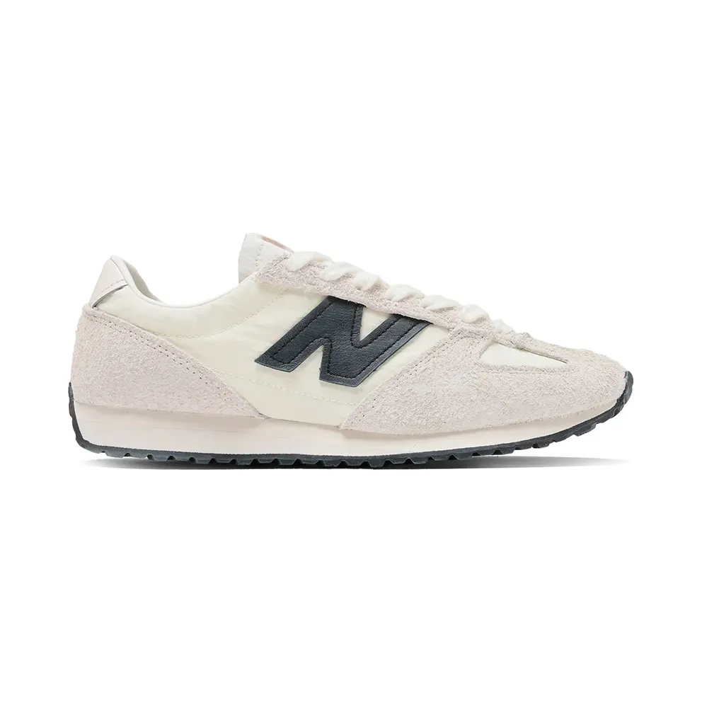 New Balance 471 Beige / Black (U471-AM-D)