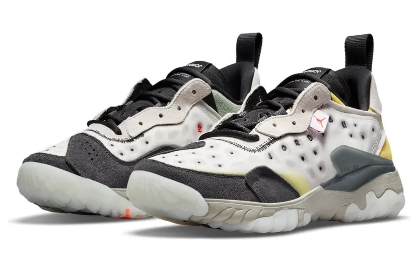 air-jordan-delta CV8121-003
