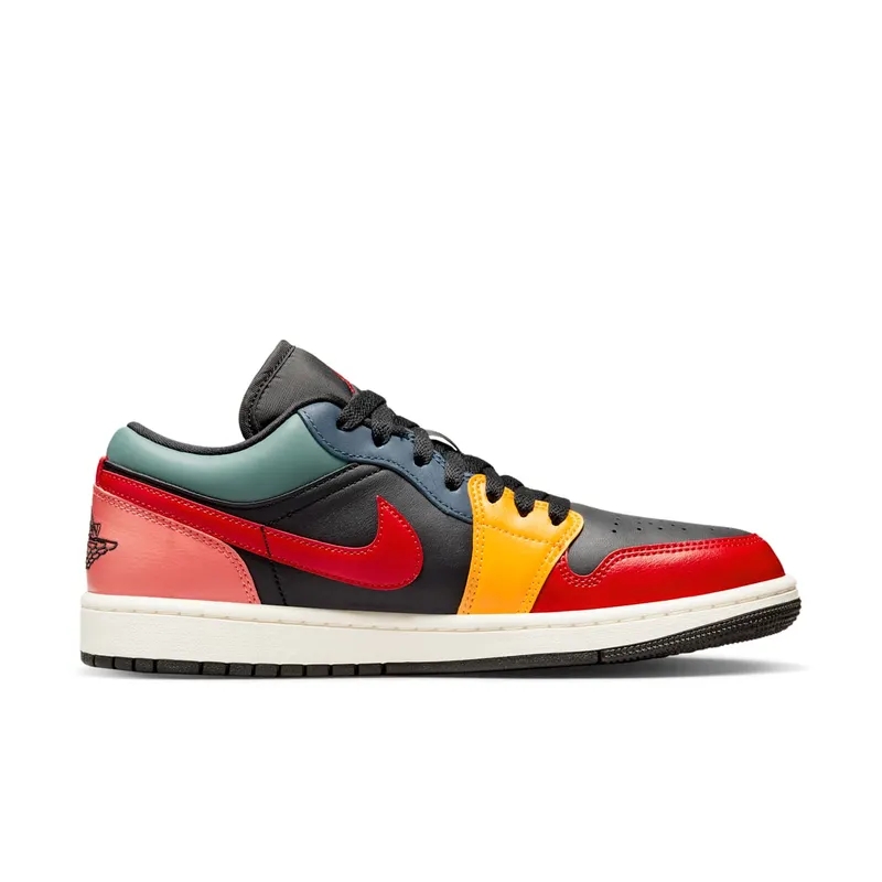 Air Jordan 1 Low SE Black (DN3739-060)