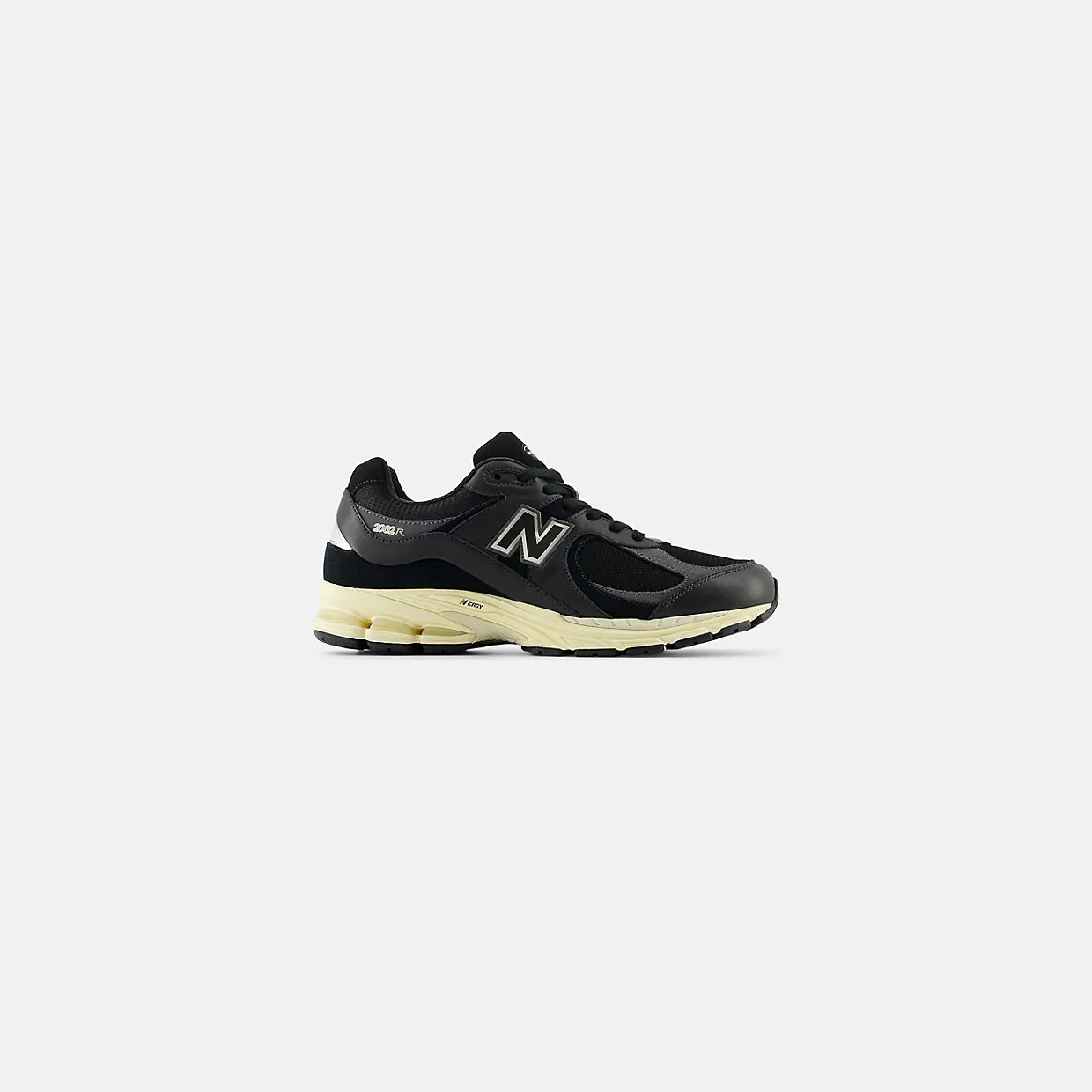 new-balance-2002r M2002RIB